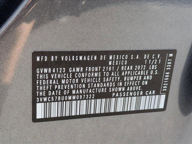 Used 2021 Volkswagen Jetta SE w/ SE Cold Weather Package image 25