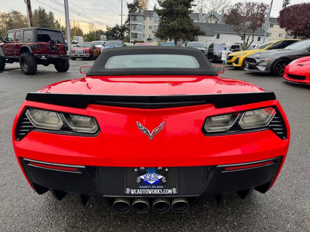 Used 2015 Chevrolet Corvette Stingray Convertible image 9