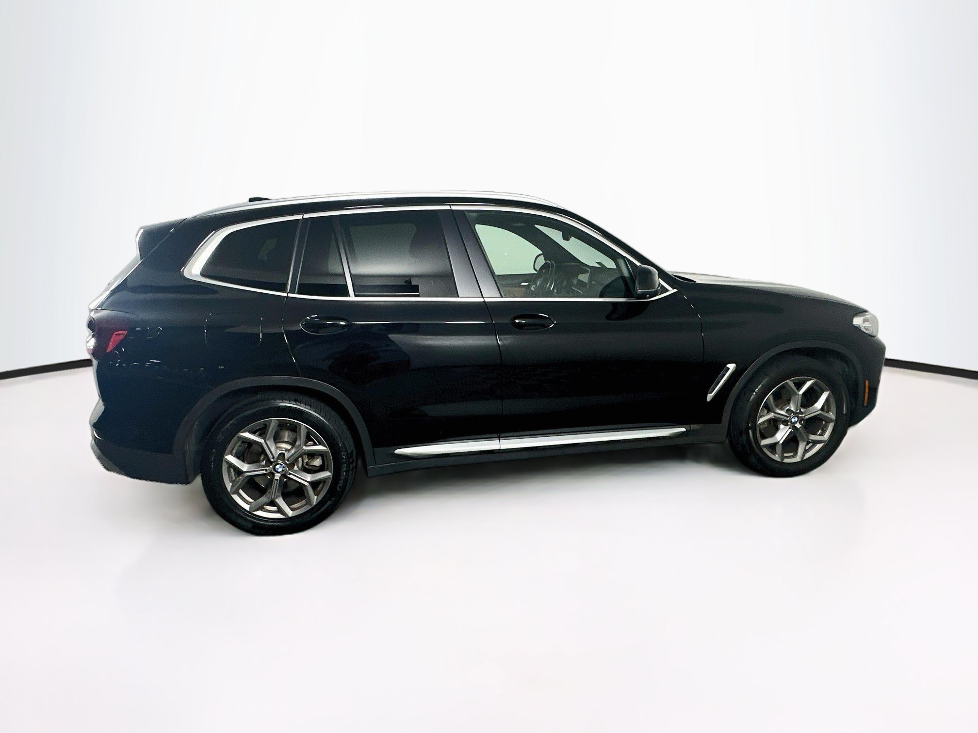 Used 2023 BMW X3 xDrive30i w/ Premium Package AWD/4WD image 10