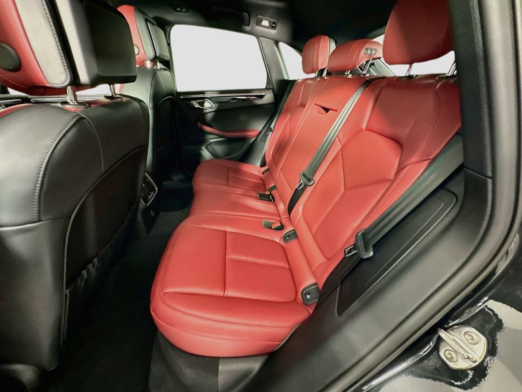 New 2026 Porsche Macan AWD/4WD image 24