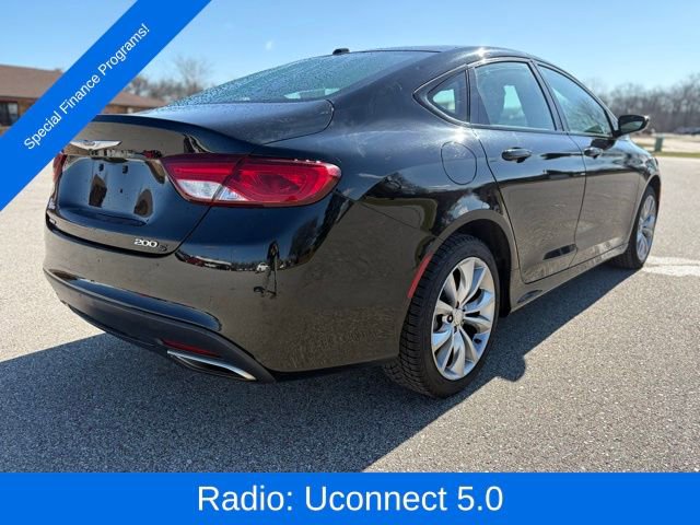 Used 2016 Chrysler 200 S image 7