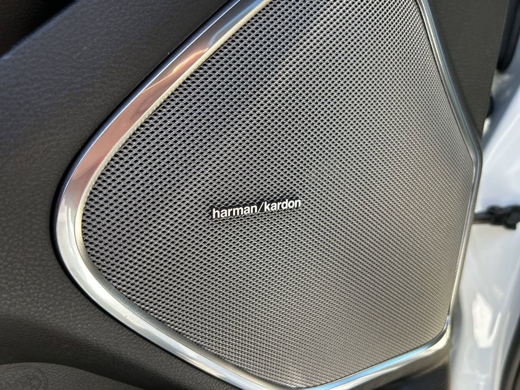 New 2026 RAM 1500 Laramie AWD/4WD image 19