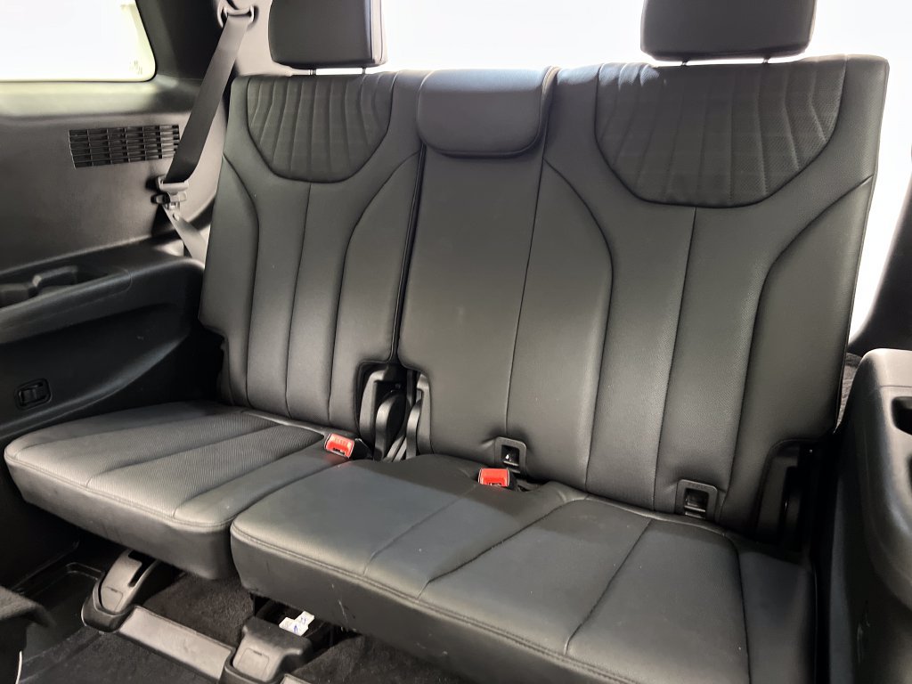 Used 2024 Hyundai Palisade Limited AWD/4WD image 44