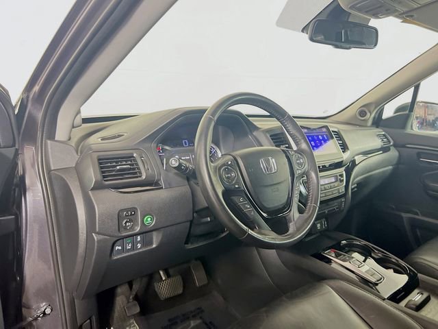 Used 2017 Honda Pilot Touring image 10
