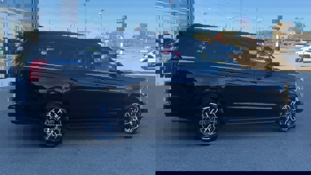 Certified 2025 Ford Expedition Max Active image 2