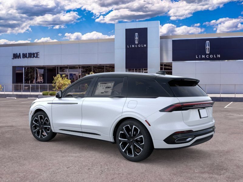New 2026 Lincoln Nautilus Reserve AWD/4WD image 4