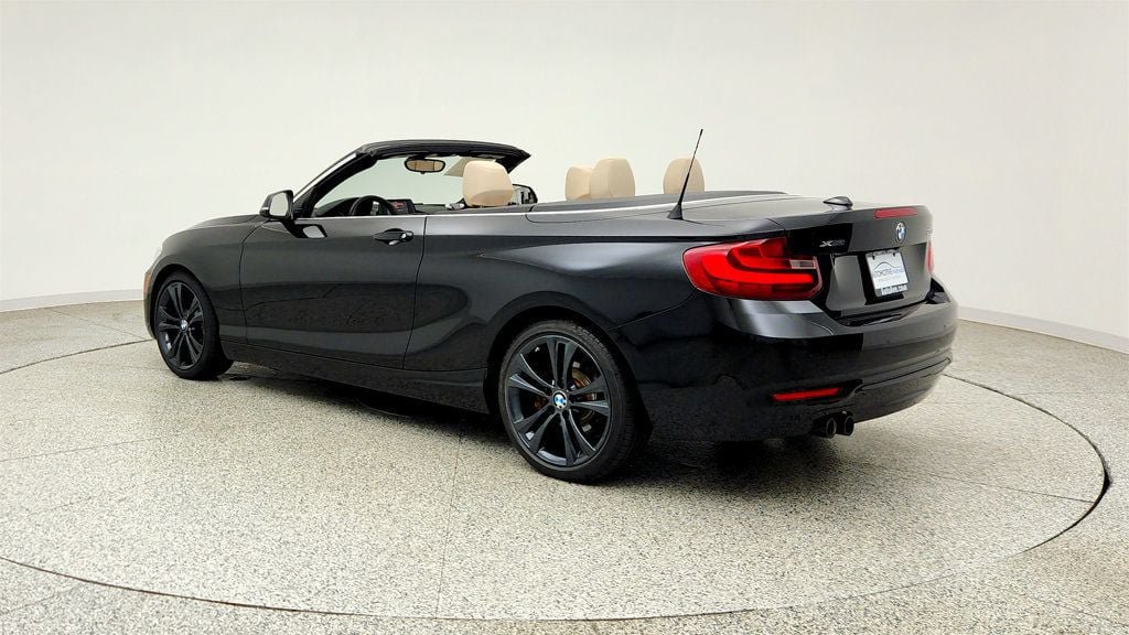 Used 2017 BMW 230i xDrive Convertible AWD/4WD image 7