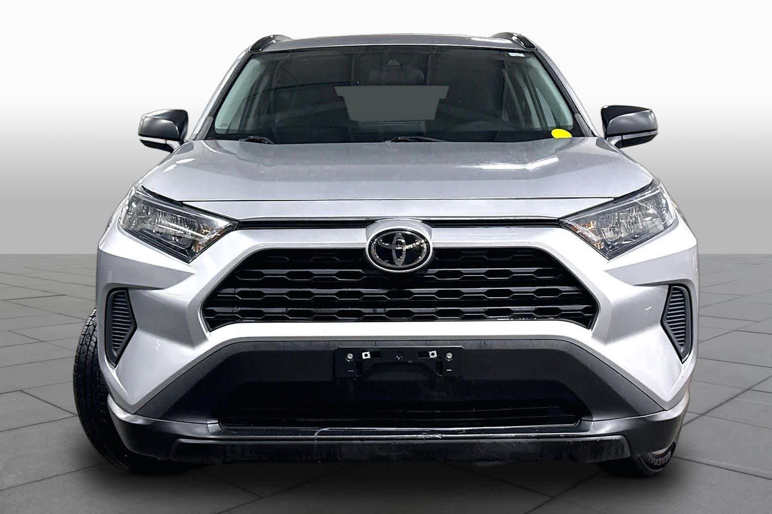 Certified 2021 Toyota RAV4 LE FWD image 4