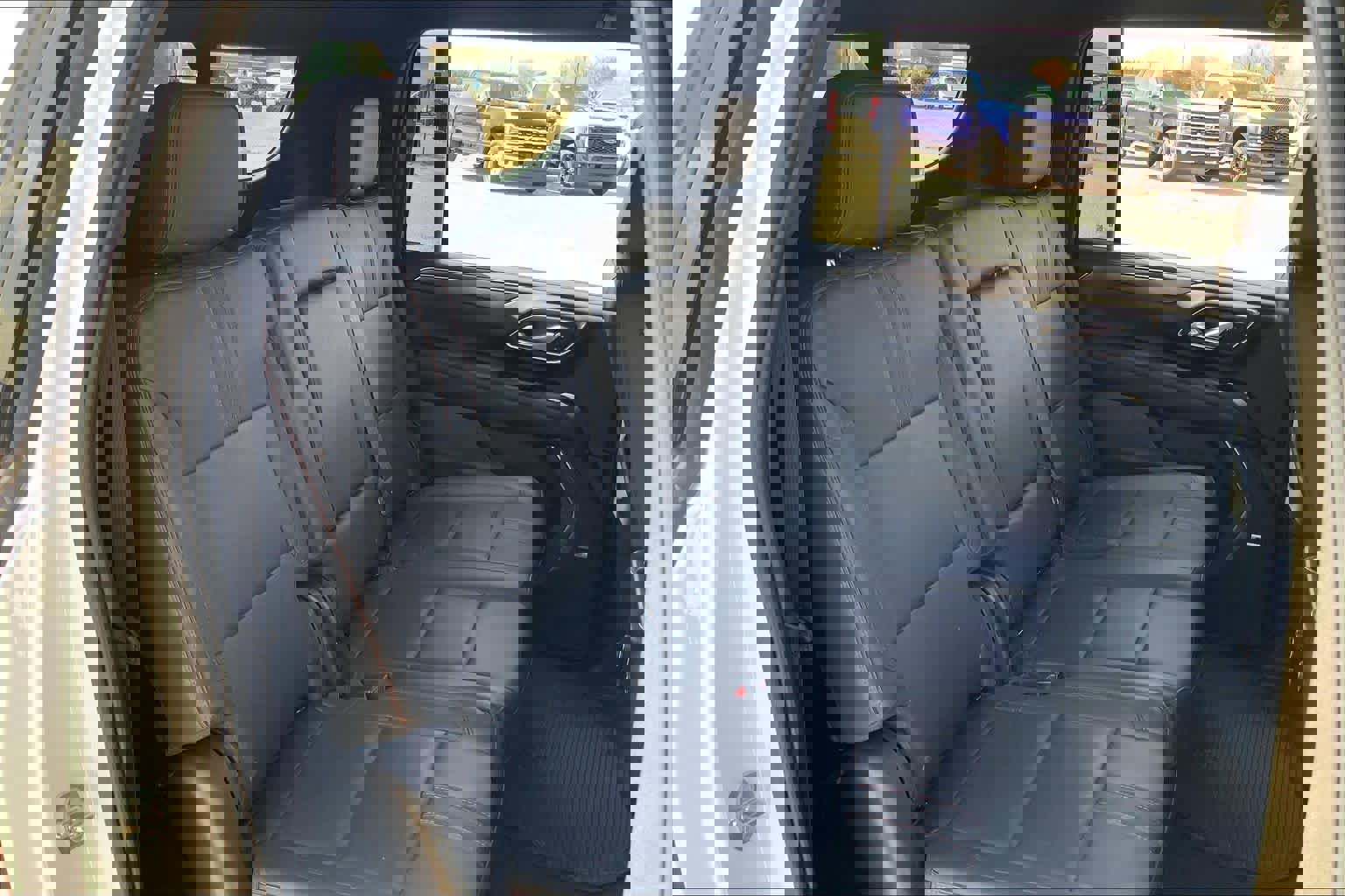 Used 2023 Chevrolet Suburban RST image 20