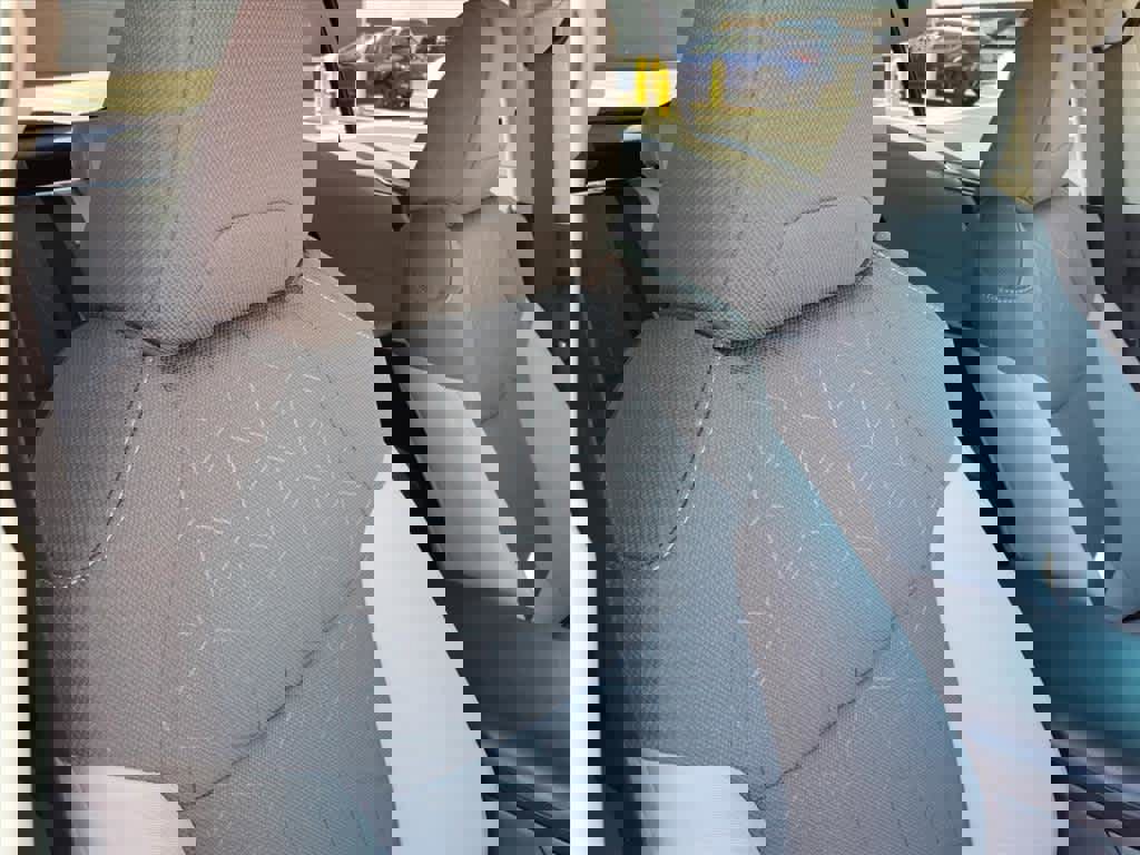 Used 2024 Toyota RAV4 XLE image 18