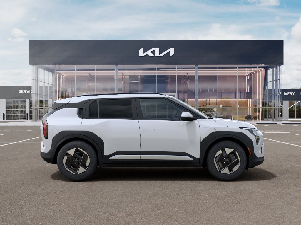 New 2027 Kia EV3 Wind FWD image 8