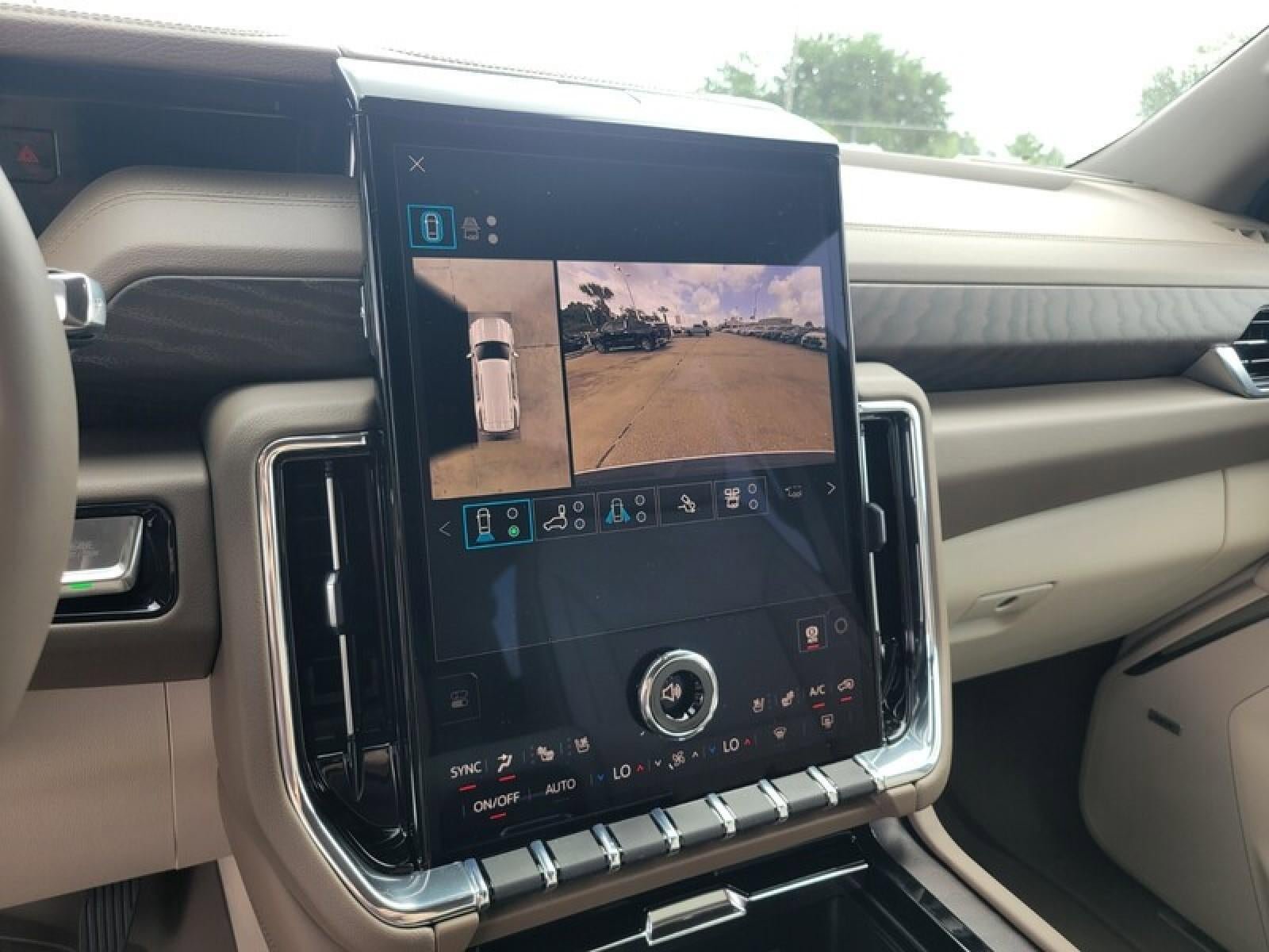 New 2026 GMC Yukon Denali w/ Denali Reserve Package RWD image 20