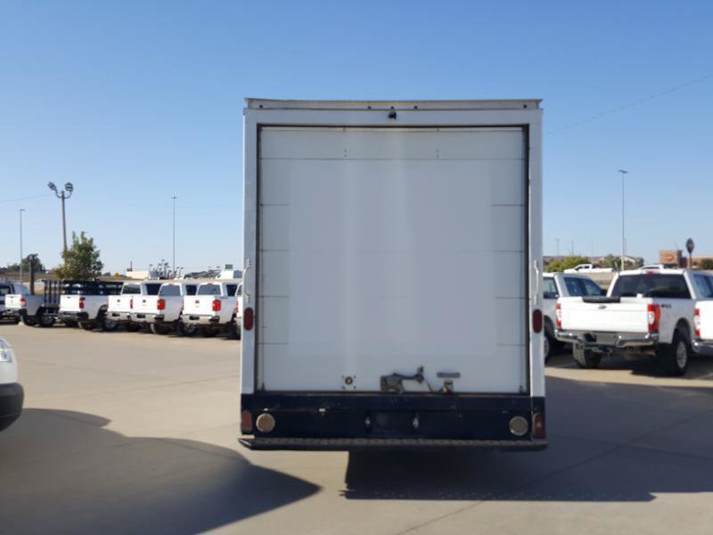 Used 2016 Ford E-450 and Econoline 450 Super Duty RWD image 8