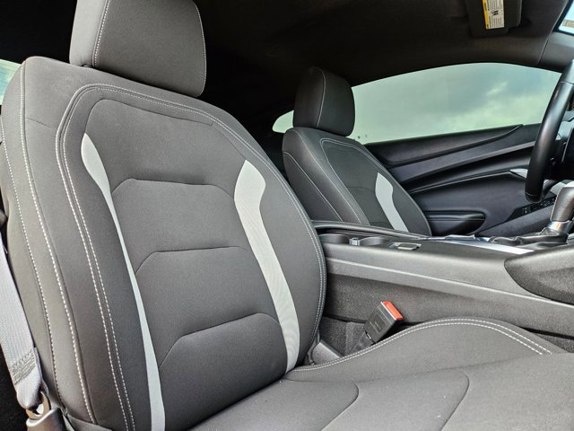 Used 2021 Chevrolet Camaro LT image 21