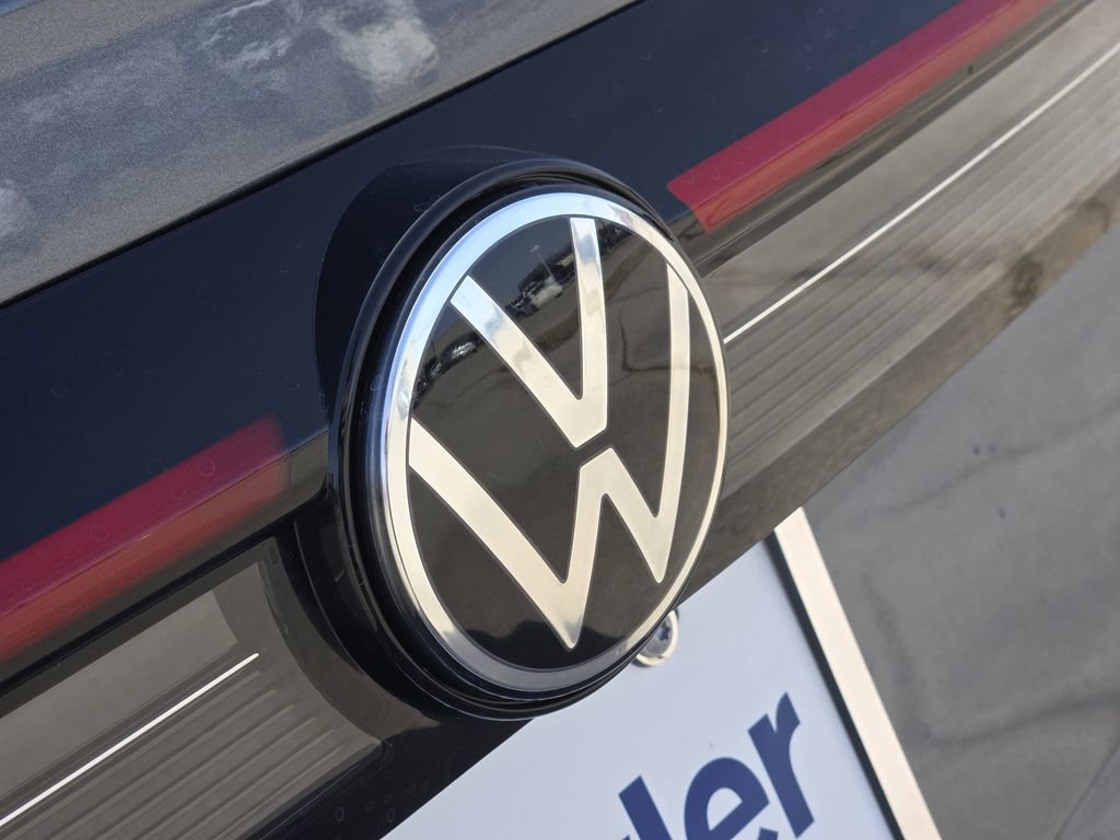 New 2026 Volkswagen Taos S image 7