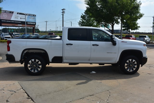 New 2026 Chevrolet Silverado 2500 Custom w/ Custom Value Package AWD/4WD image 4