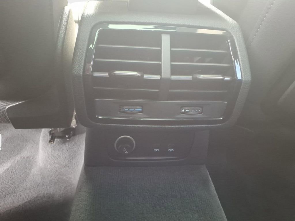 Used 2022 Audi Q3 2.0T Premium Plus w/ Premium Plus Package image 12