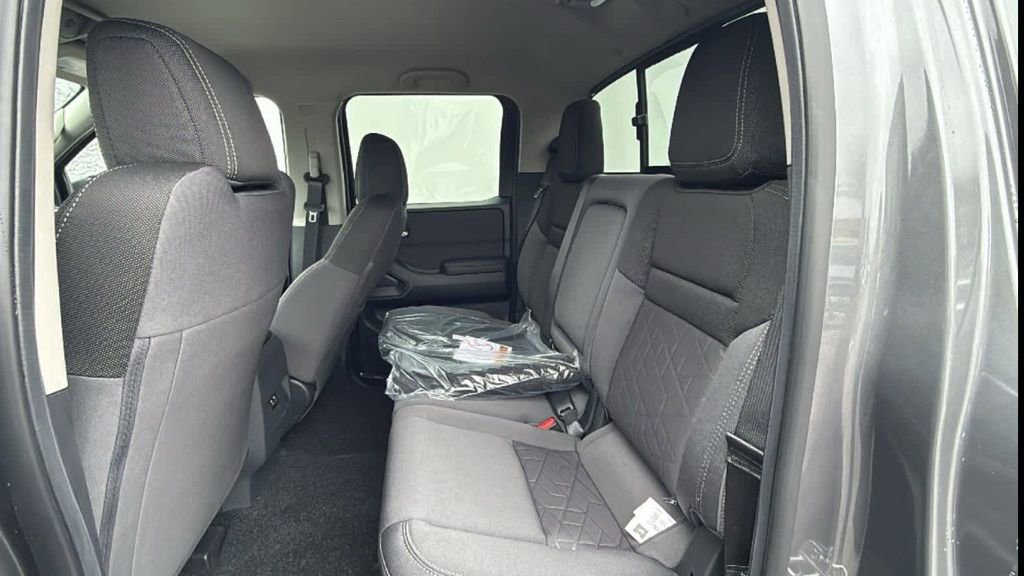 New 2026 Nissan Frontier SV w/ Tow Package AWD/4WD image 12