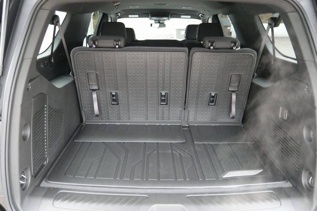 New 2026 Chevrolet Suburban LS image 27
