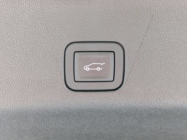 Used 2025 Chevrolet Tahoe RST w/ Comfort Package RWD image 35