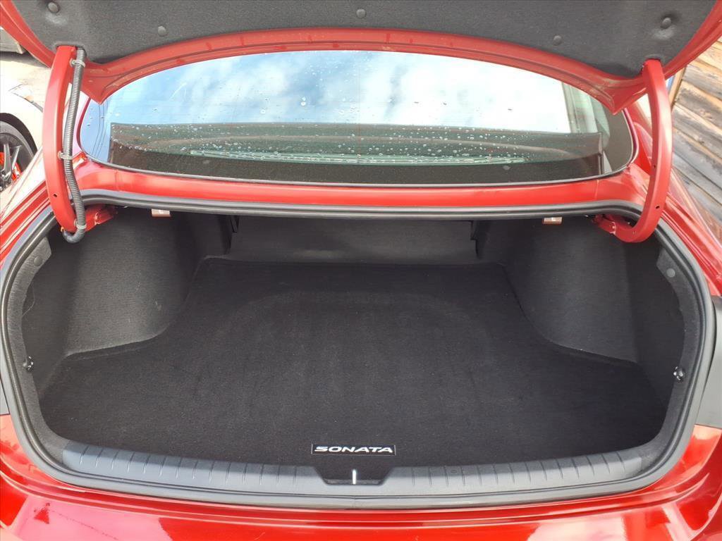 Used 2023 Hyundai Sonata SEL image 9