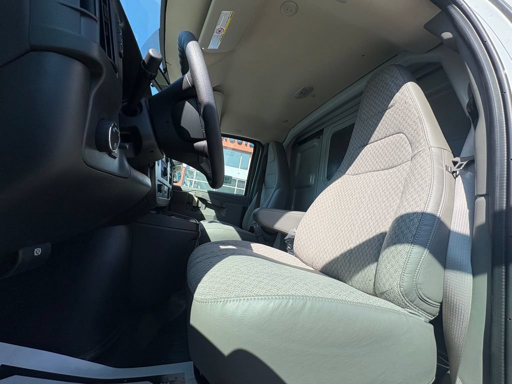 New 2026 Chevrolet Express 3500 w/ Power Convenience Package RWD image 5