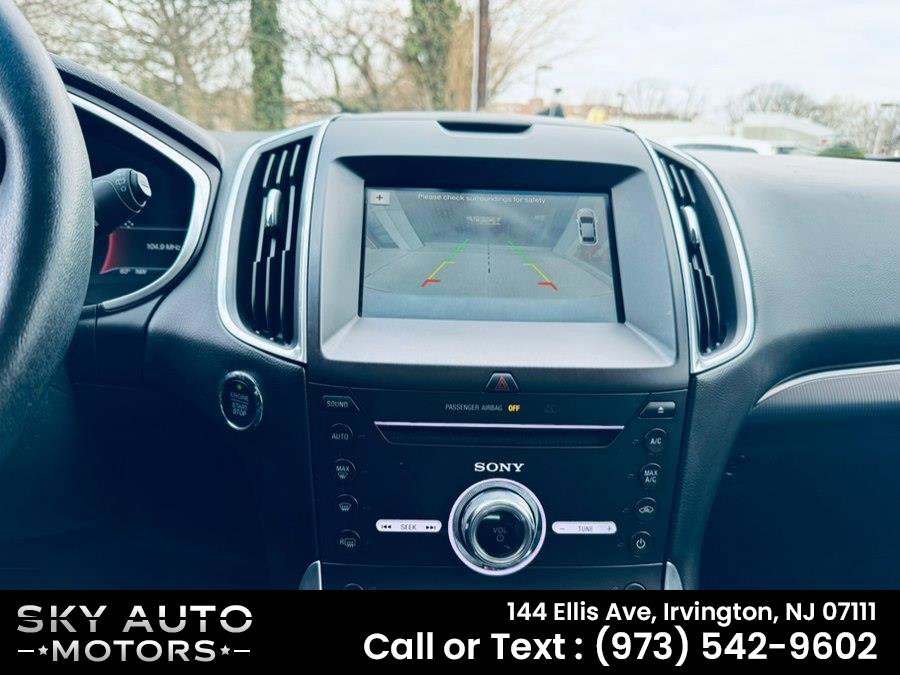 Used 2017 Ford Edge Titanium image 21