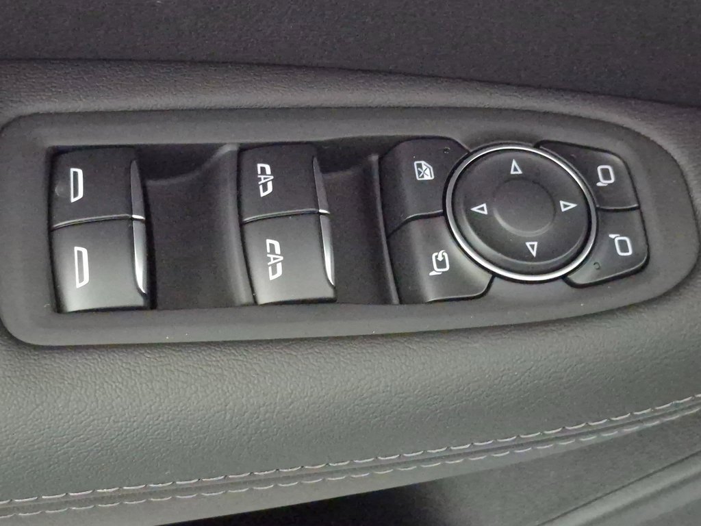 New 2026 Cadillac XT5 Sportv w/ LPO, Floor Liner Package image 17