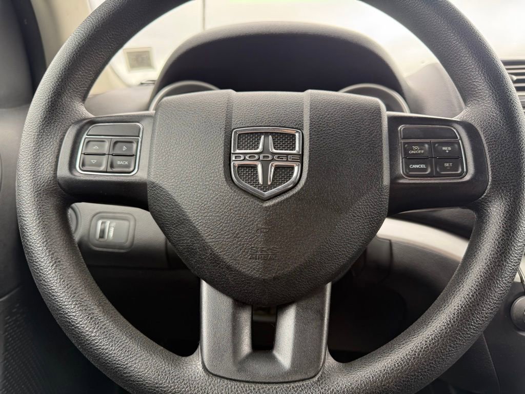Used 2018 Dodge Journey SE image 16