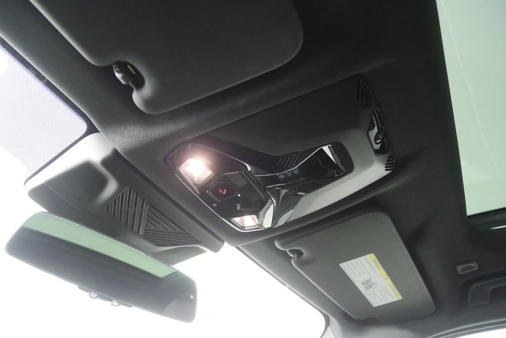 Used 2023 BMW X1 xDrive28i w/ Premium Package image 21