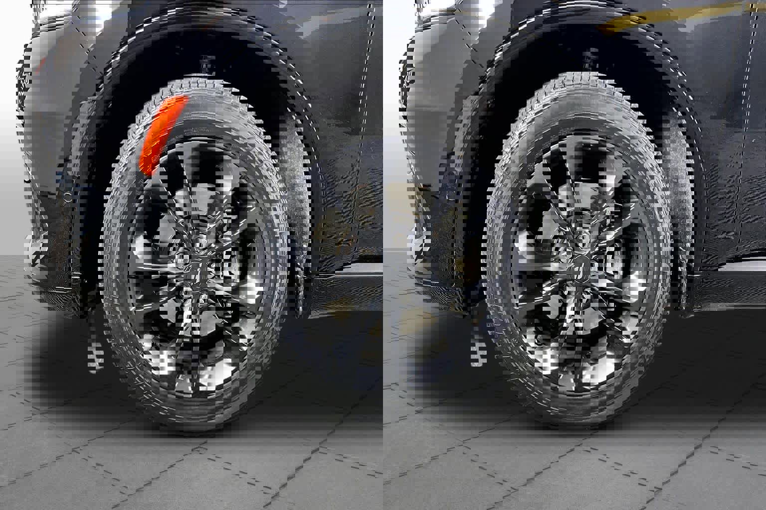 Used 2023 Dodge Durango R/T w/ Hemi Orange Plus Package RWD image 11