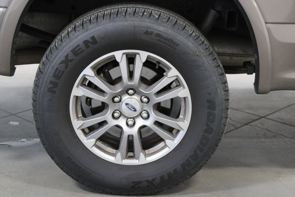 Used 2019 Ford F150 Lariat image 12