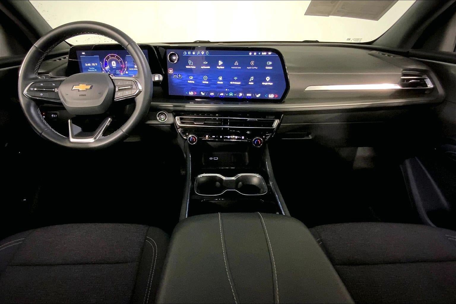 Used 2026 Chevrolet Traverse LT FWD image 15
