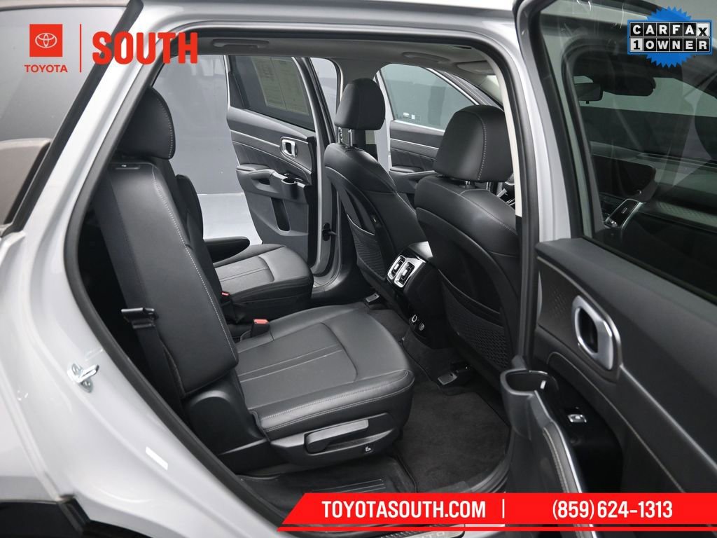 Used 2022 Kia Sorento SX image 38