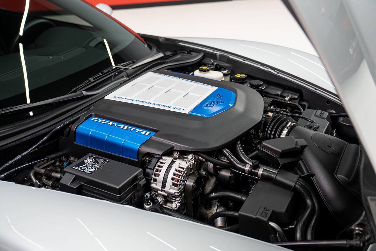 Used 2013 Chevrolet Corvette ZR1 w/ Battery Protection Package RWD image 17