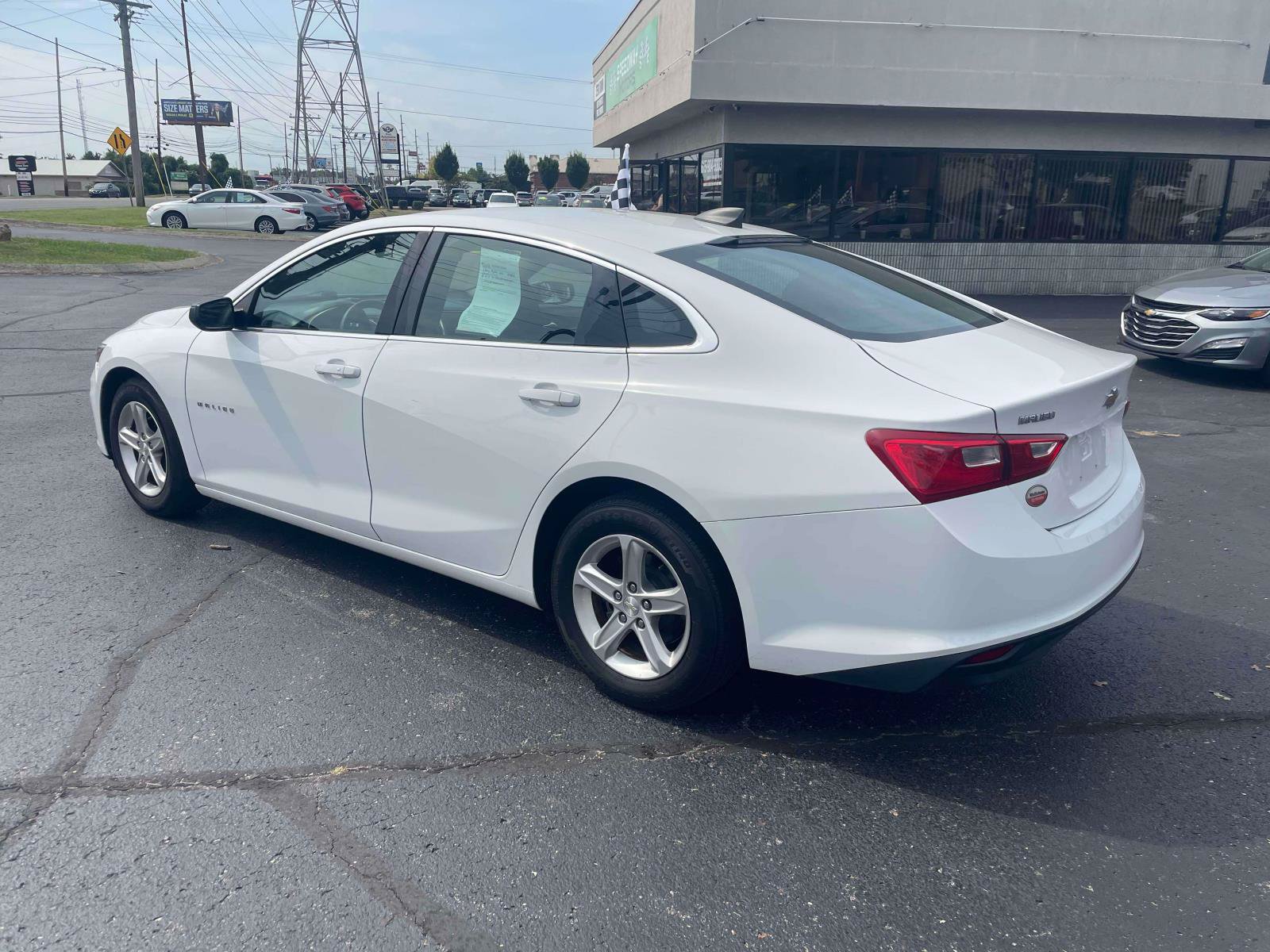 Used 2020 Chevrolet Malibu LS FWD image 5