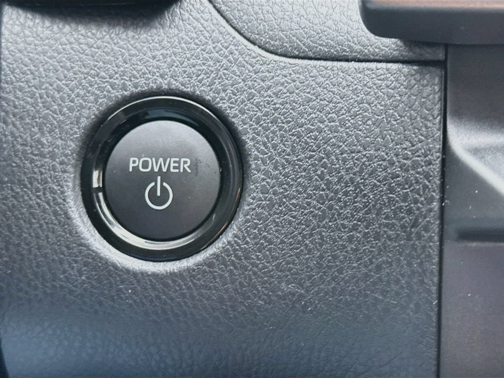 Used 2026 Toyota Camry SE FWD image 24
