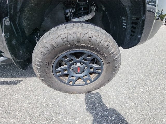 Used 2024 Toyota 4Runner TRD Off-Road Premium w/ Off Road Premium Plus Package AWD/4WD image 19