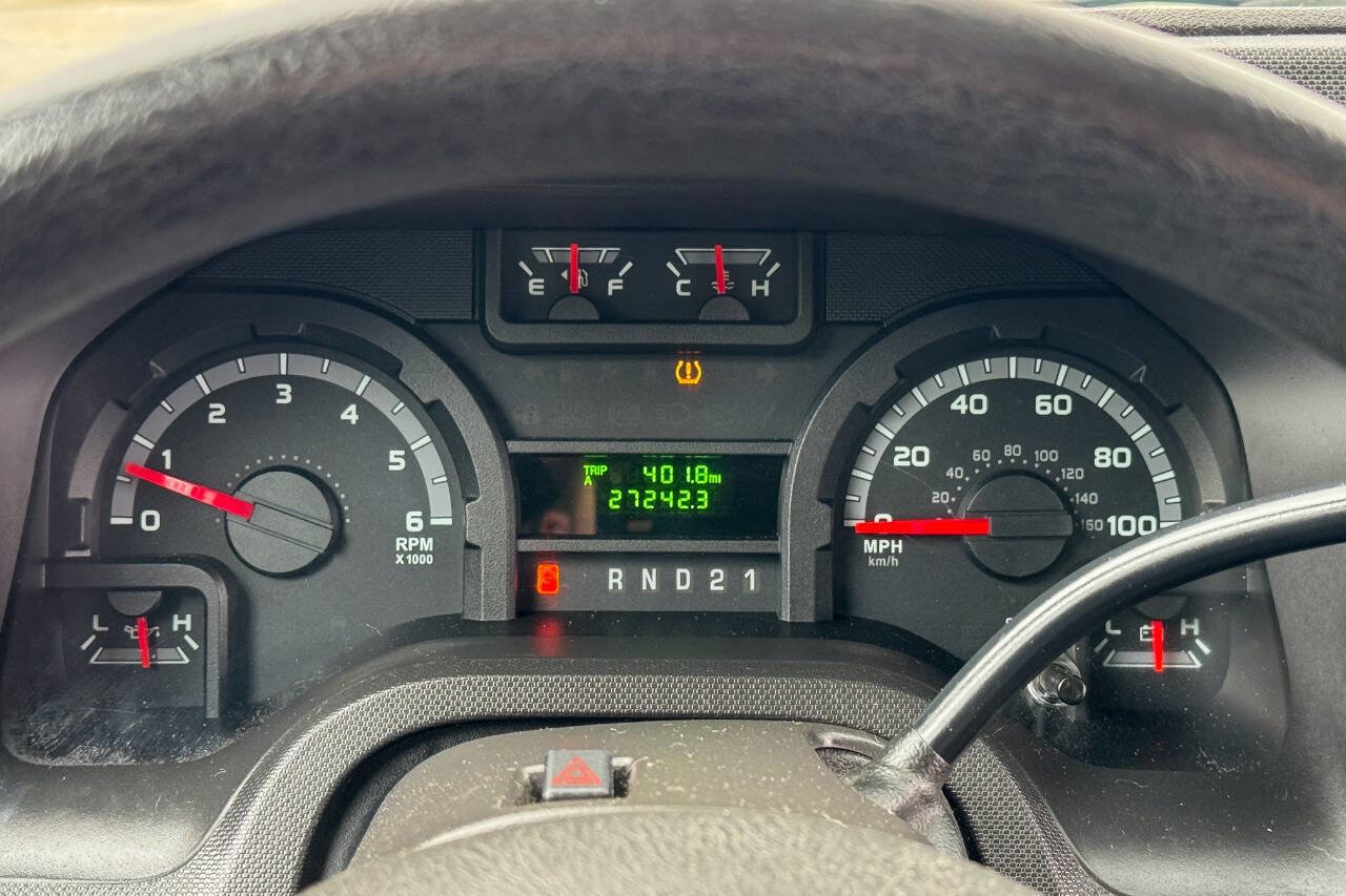 Used 2011 Ford E-350 and Econoline 350 Extended Super Duty w/ PWR Group RWD image 27