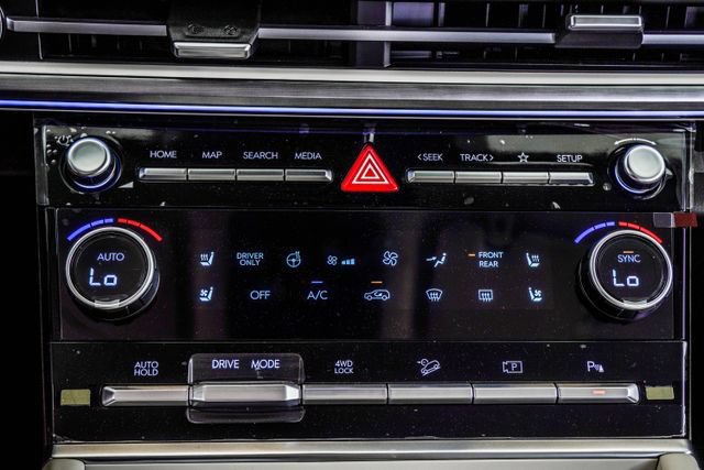 Certified 2025 Hyundai Santa Fe Calligraphy AWD/4WD image 17