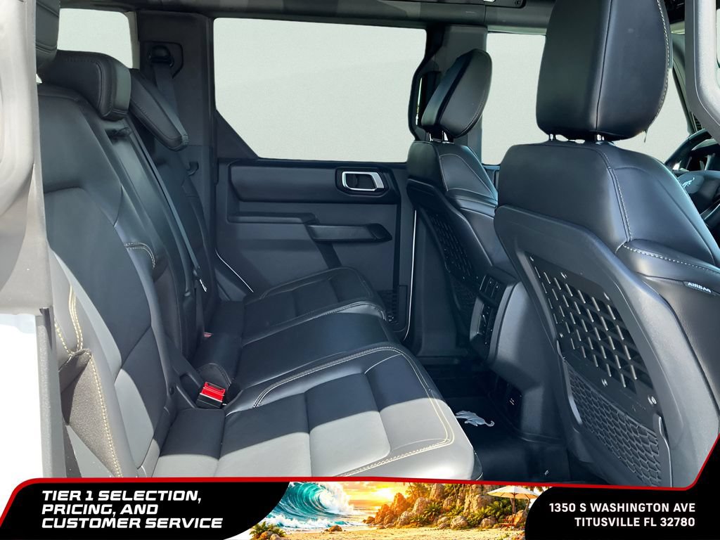 Used 2025 Ford Bronco Badlands AWD/4WD image 18