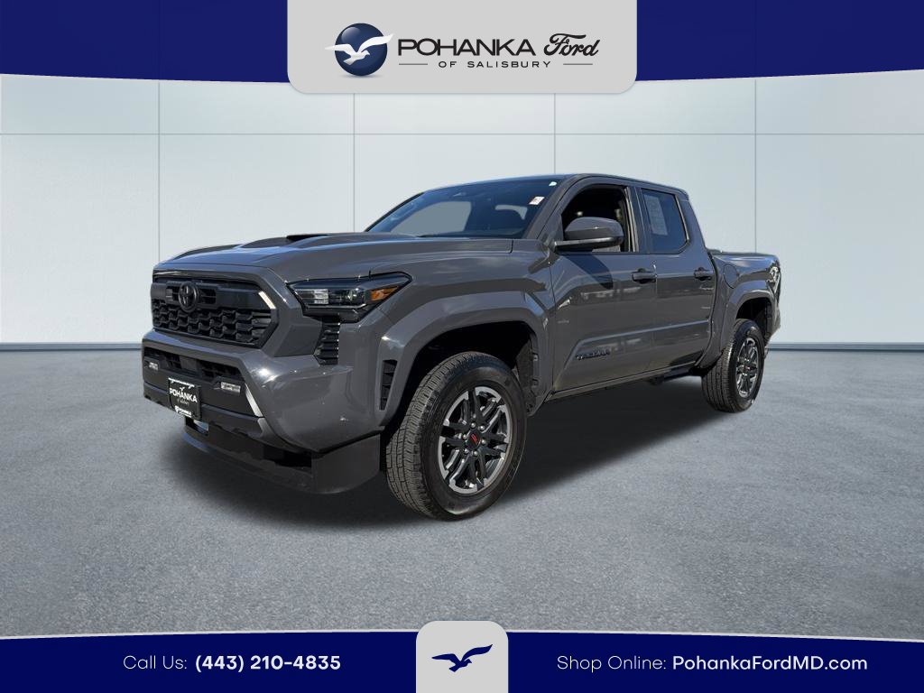 Used 2024 Toyota Tacoma TRD Sport AWD/4WD image 2