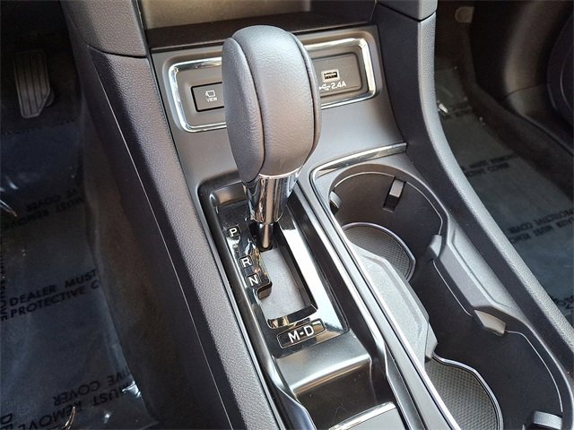 Used 2025 Subaru Ascent Bronze Edition w/ Onyx Package image 16