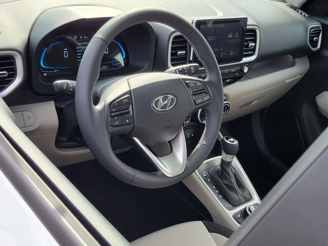 New 2026 Hyundai Venue SEL FWD image 3