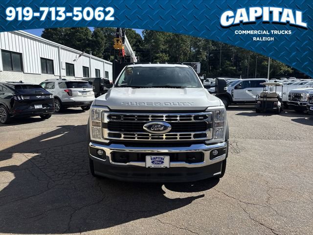 New 2024 Ford F550 4x4 Regular Cab Super Duty image 3