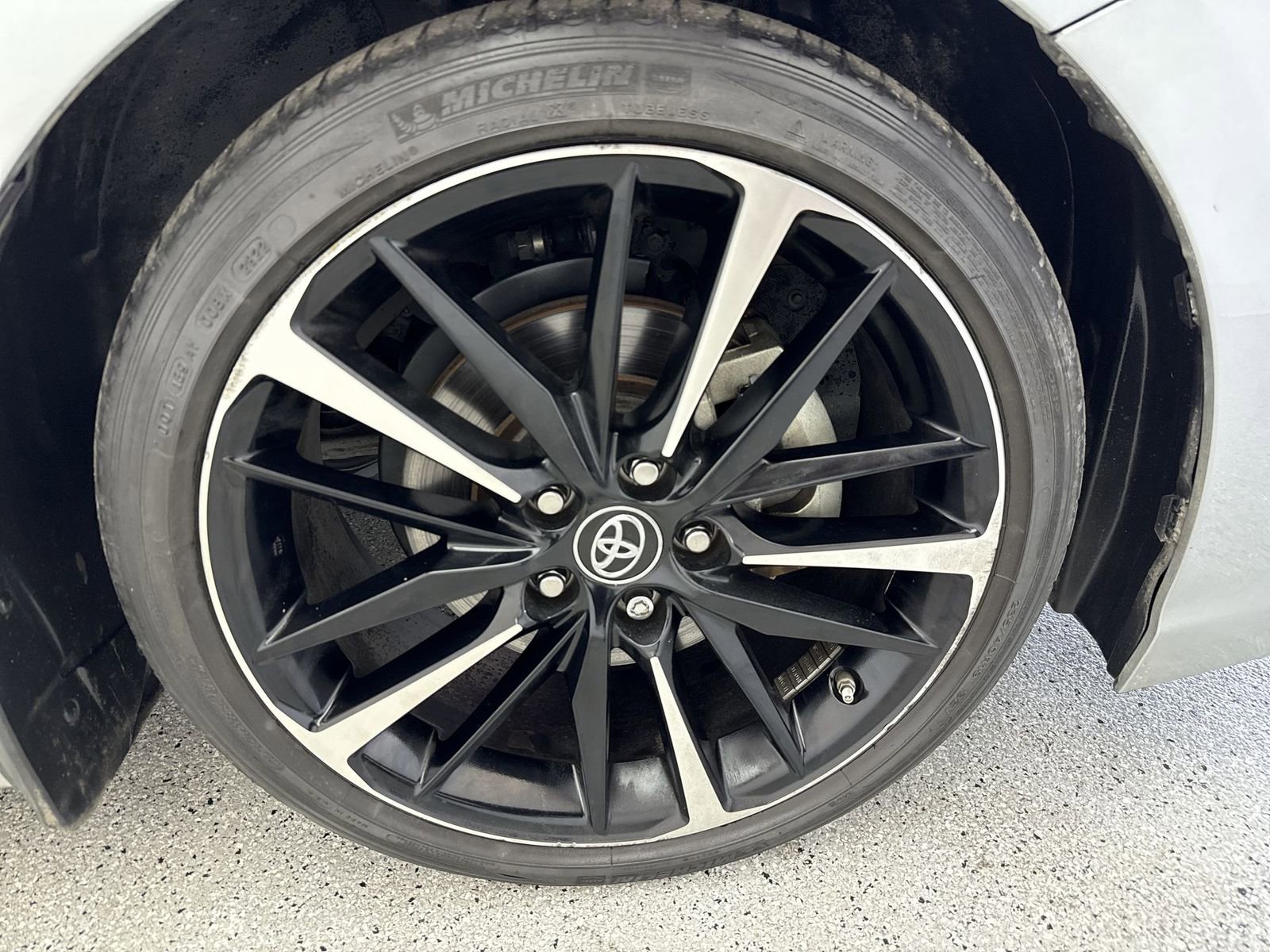 Used 2019 Toyota Camry XSE FWD image 47
