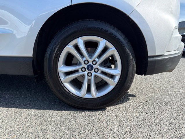 Used 2019 Ford Edge SEL w/ Equipment Group 201A AWD/4WD image 15