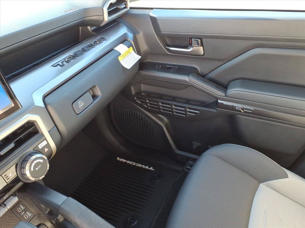 New 2026 Toyota Tacoma TRD Off-Road AWD/4WD image 18