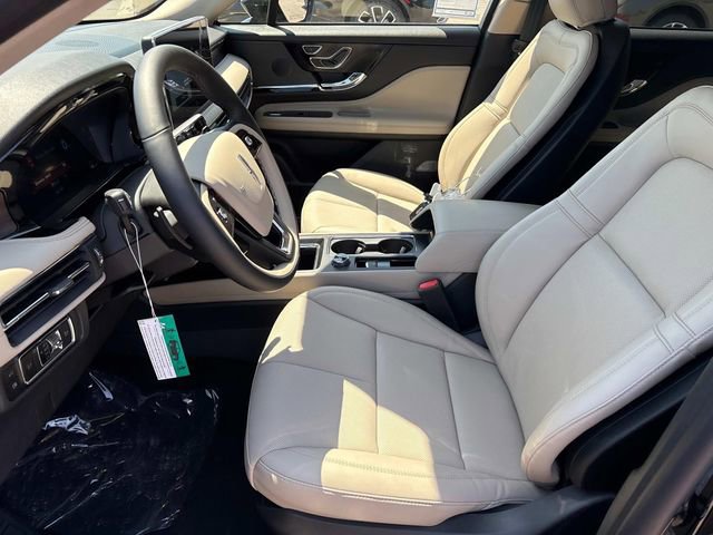 New 2025 Lincoln Corsair Grand Touring w/ Jet Appearance Package image 24