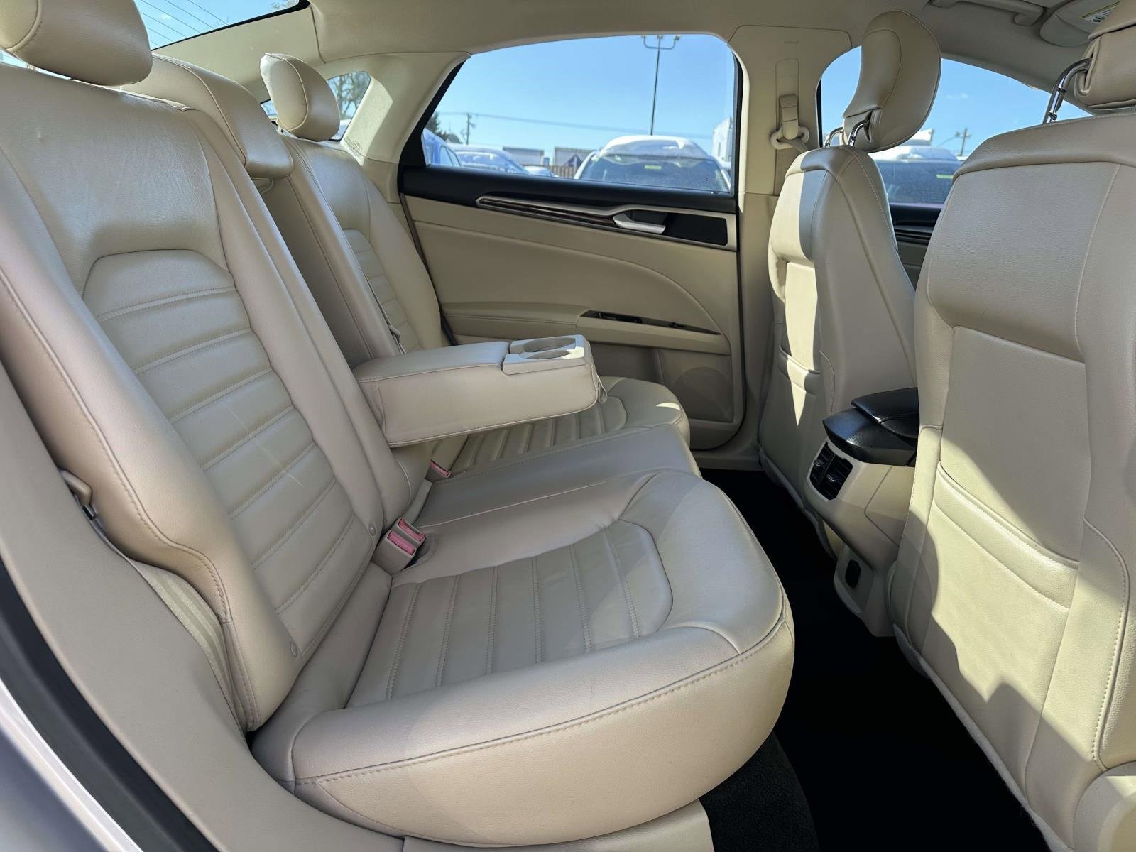 Used 2013 Ford Fusion SE image 23